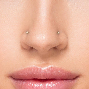 Gold Nostril Fishtail with Gem